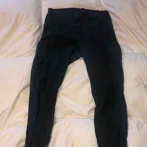 Green Cropped Leggings